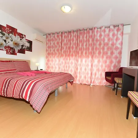 Ruby Red & Atlantic Blue Apartments In Oceano Atlantico *