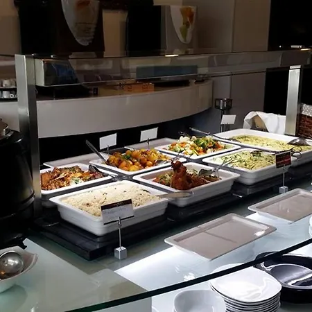 Ruby Red & Atlantic Blue In Oceano Atlantico פורטימאו